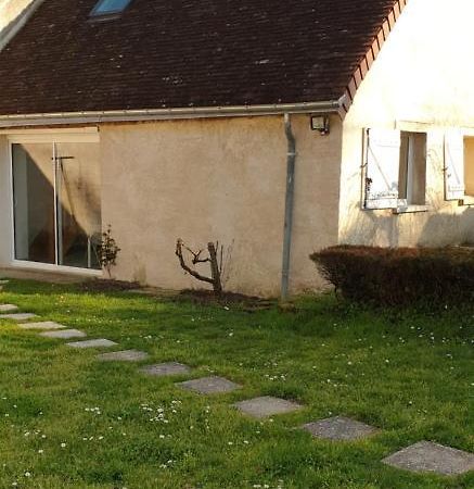 La Petite Maison Hotel Saint-Georges-sur-Cher Buitenkant foto